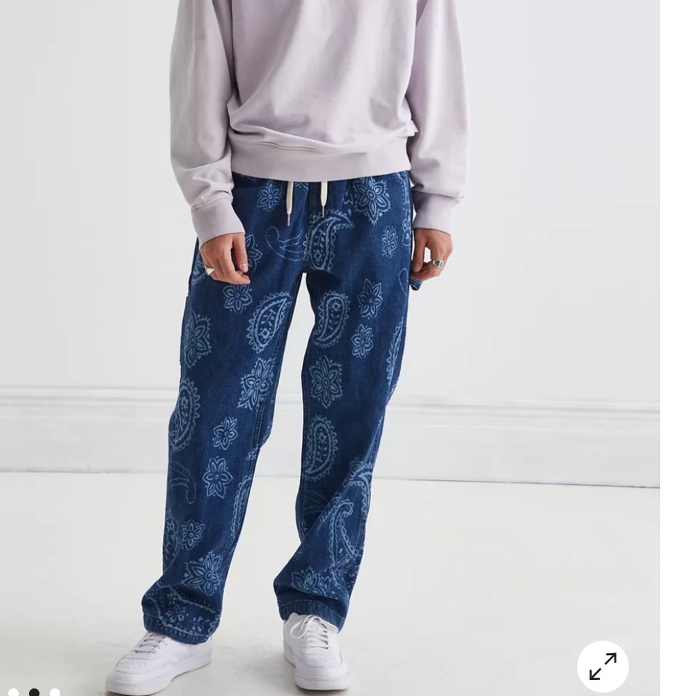 Urban Outfitters BDG painter jean medium wash paisley
